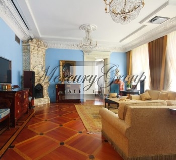 For sale an exclusive apartment in prestigious Embassy area