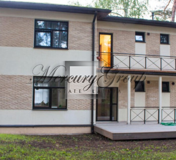 For rent house by the river in Jurmala