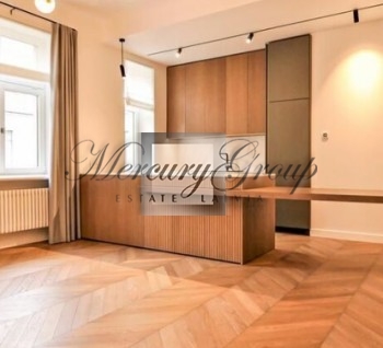 We sell a stylish apartment in the heart of Riga