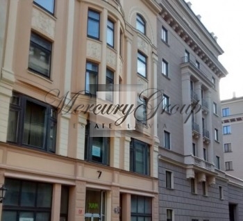 For rent  spacious  office  in Old Riga...