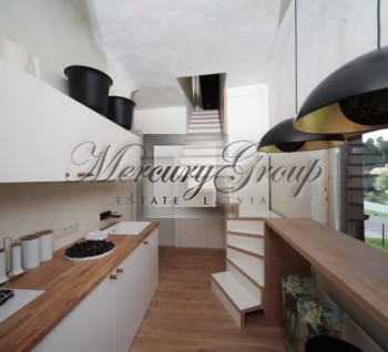 A comfortable duplex with exclusive design in Jaundubulti...