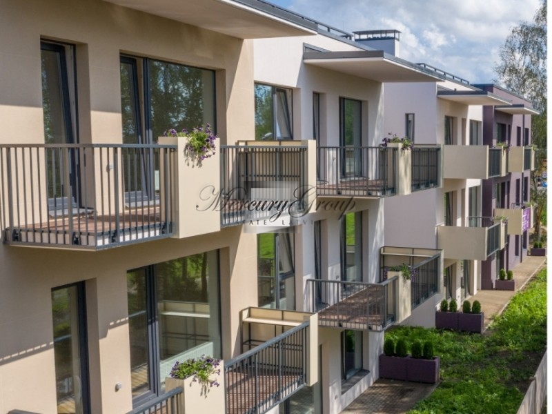 Iris Shampeteris Apartments - residencial eco complex in Riga!. Nr. 1