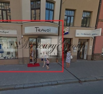 Mēs piedāvājam izīrēt labu komerctelpu Rīgas centrā