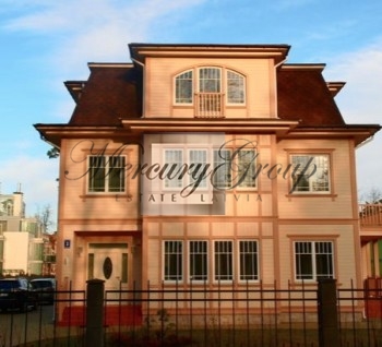 Beautiful house with a full finish in Jurmala style. 3 floors, 472 squ...