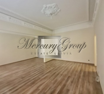 Unfurnished premises for rent in the center of Riga