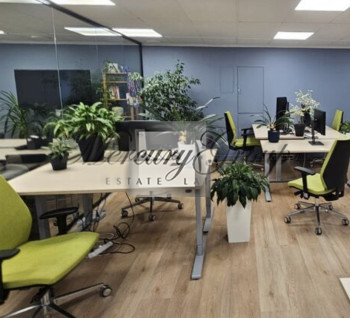 Compact office space in the Old Town