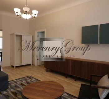 We offer for rent nice 1-bedroom apartment in the center of Riga