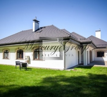 We offer to rent a wonderful 1 bedroom villa in Mezapark area