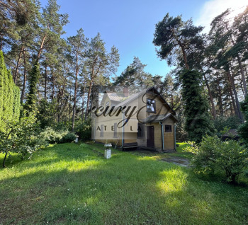 House in Jurmala with a large plot near the sea