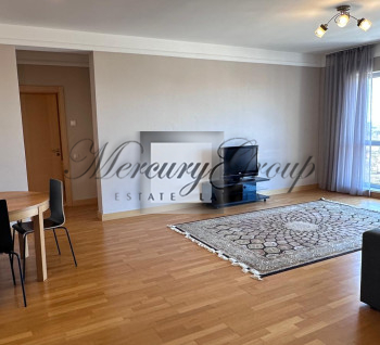 We offer for rent a 3-room apartment.