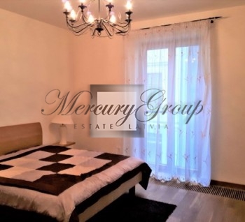 We offer for rent 2-bedroom apartment in the Old Town