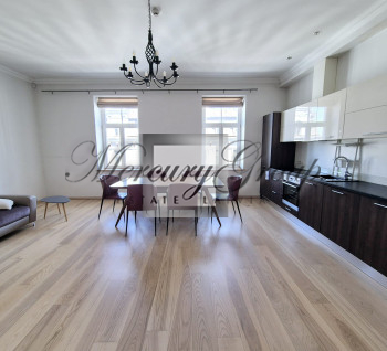 īzire 3- istabu dzīvokli projektā Elizabete Residence