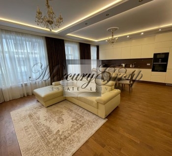 We offer a luxury apartment for long term rent in the center of Riga