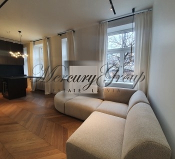 Modern 2 bedroom apartment in the heart of Riga city