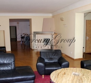 2-bedroom apartment in Old Town of Riga for sale