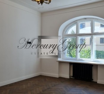 For sale tasteful apartment in Riga, on Miera street