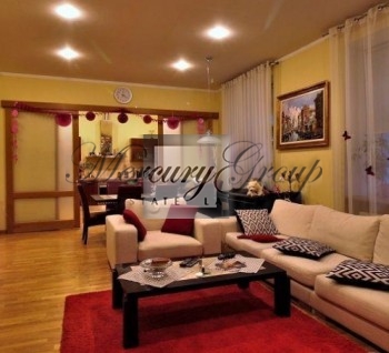 Apartment in Embassy area for sale