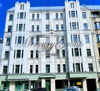 House ownership for sale in the city center of Riga