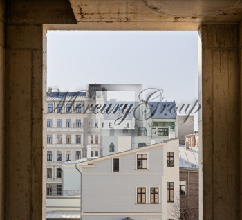 Penthouse in a new boutique house in the very center of Riga for sale