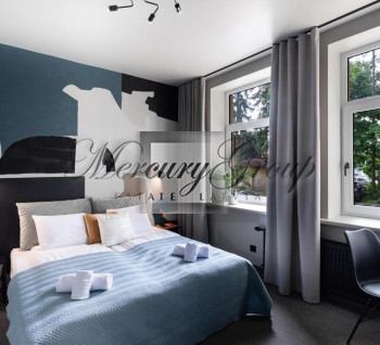 Hotel near the airport for rent 
