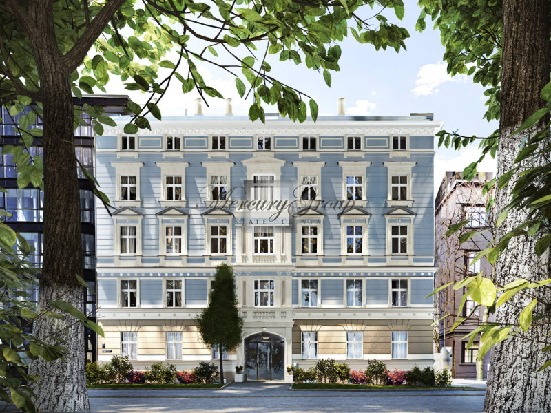 A building with a story and apartments with an air of aristocracy in the heart of Riga. Nr. 1