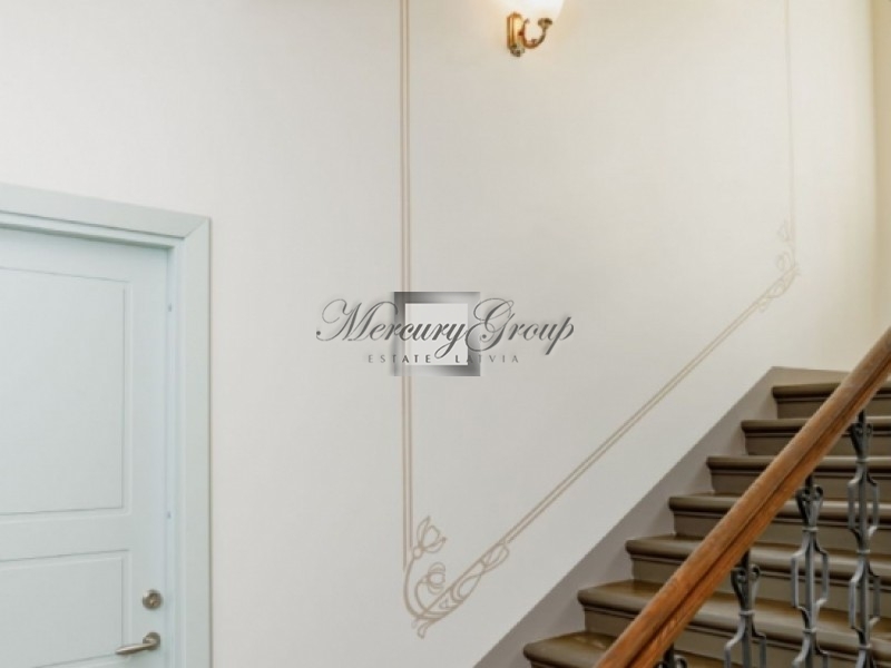 Apartments in the renovated building on Lacplesa street. Nr. 6