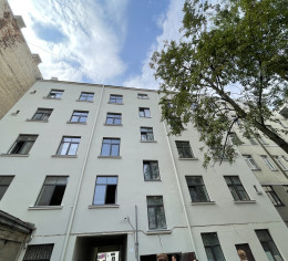 Apartments in a renovated house for investment in the center of Riga on Matīsa street 29