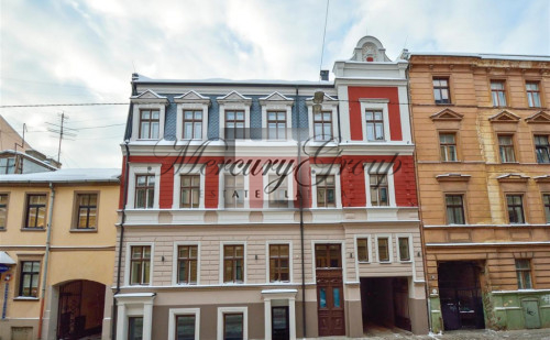 Dzirnavu 6 - реновированное историческое здание в тихом центре города