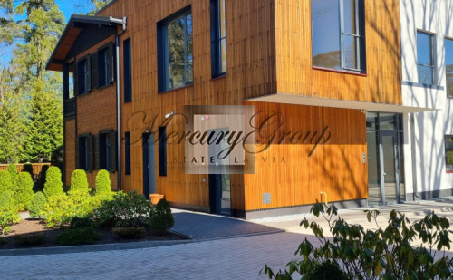 PineWood - уютный проект с роскошными квартирами, окруженный соснами 
